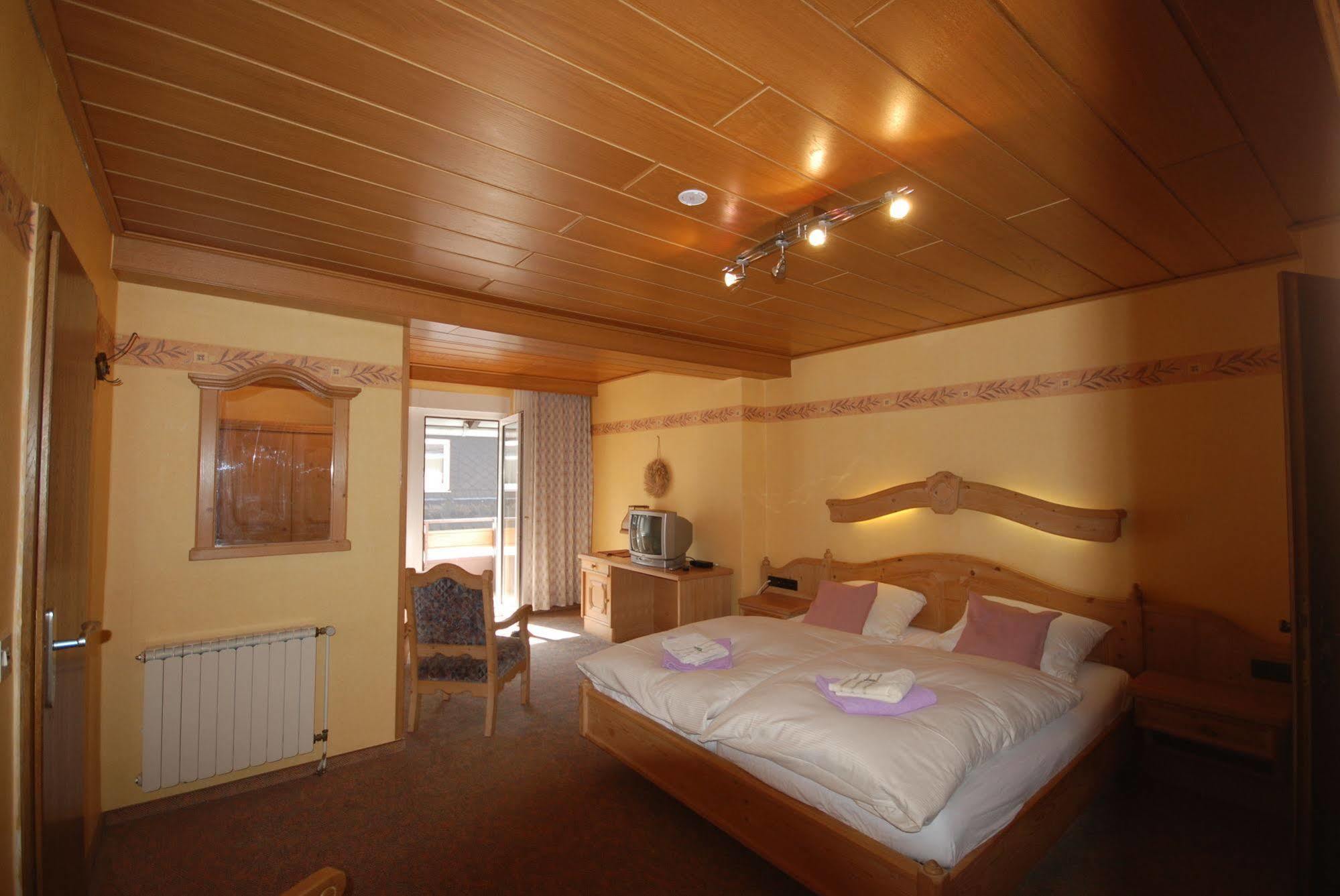 Pension Robin Hood Willingen  Extérieur photo